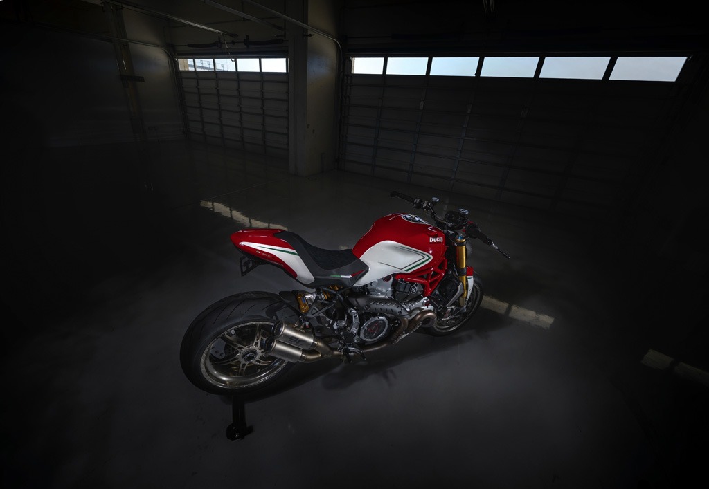 Ducati Monster 1200 Tricolore by Motovation