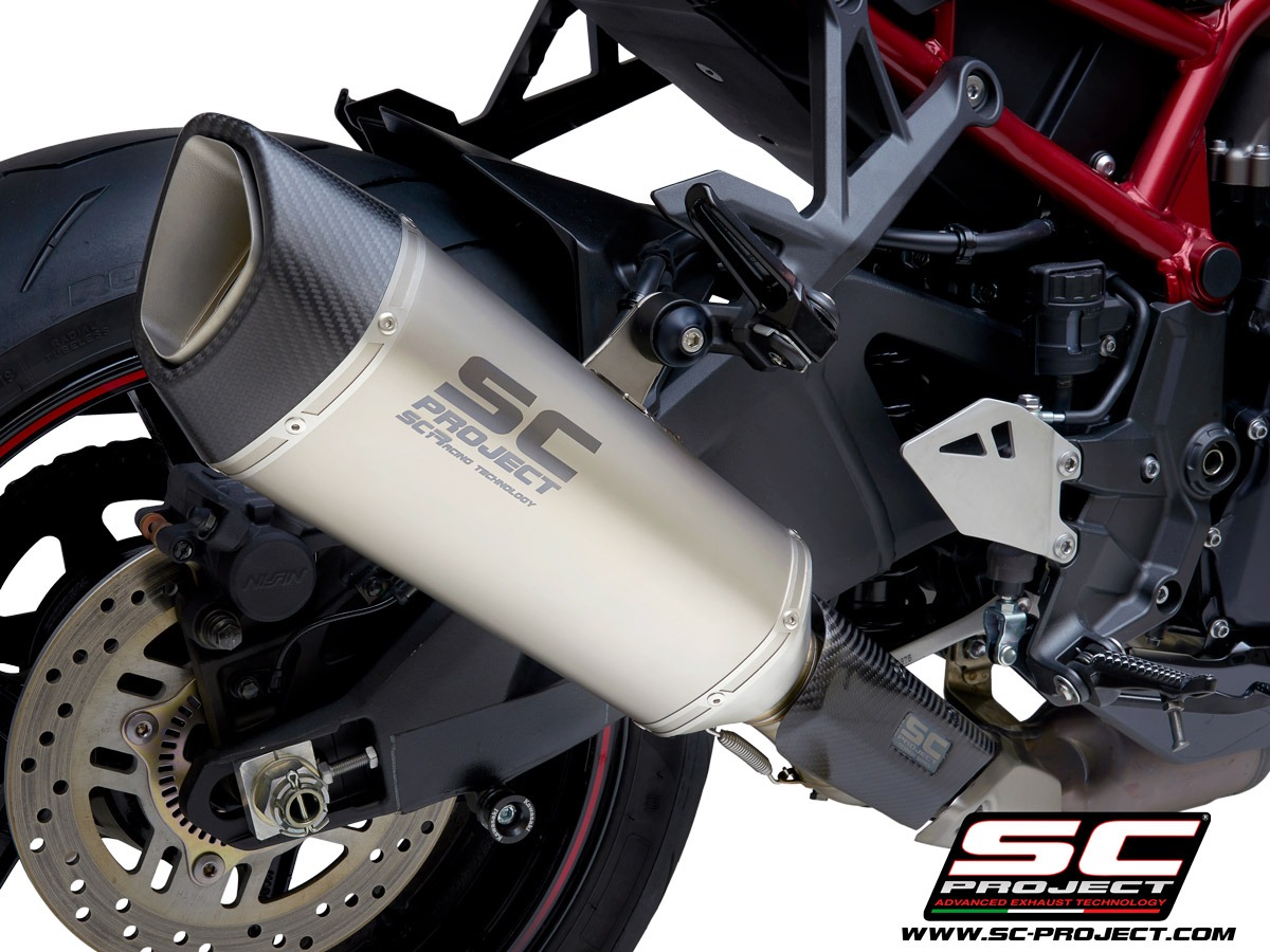 Kawasaki Z H2 SC-Project SC1-R titianium exhaust details